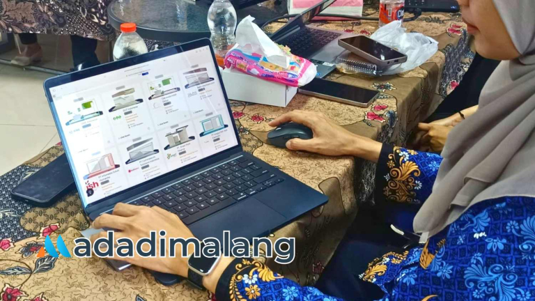 Suasana Job fair Virtual di kampus politeknik Negeri Malang (POLINEMA)