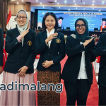 Lima orang akademisi UB yang besok akan dikukuhkan sebagai Guru Besar UB (Foto : Agus Yuwono)