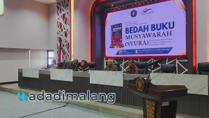 Pusat Peradaban Universitas Brawijaya menggelar bedah buku 'Musyawarah (Syura)' di Fakultas Hukum Universitas Brawijaya pagi hari tadi (Foto : Agus Yuwono)