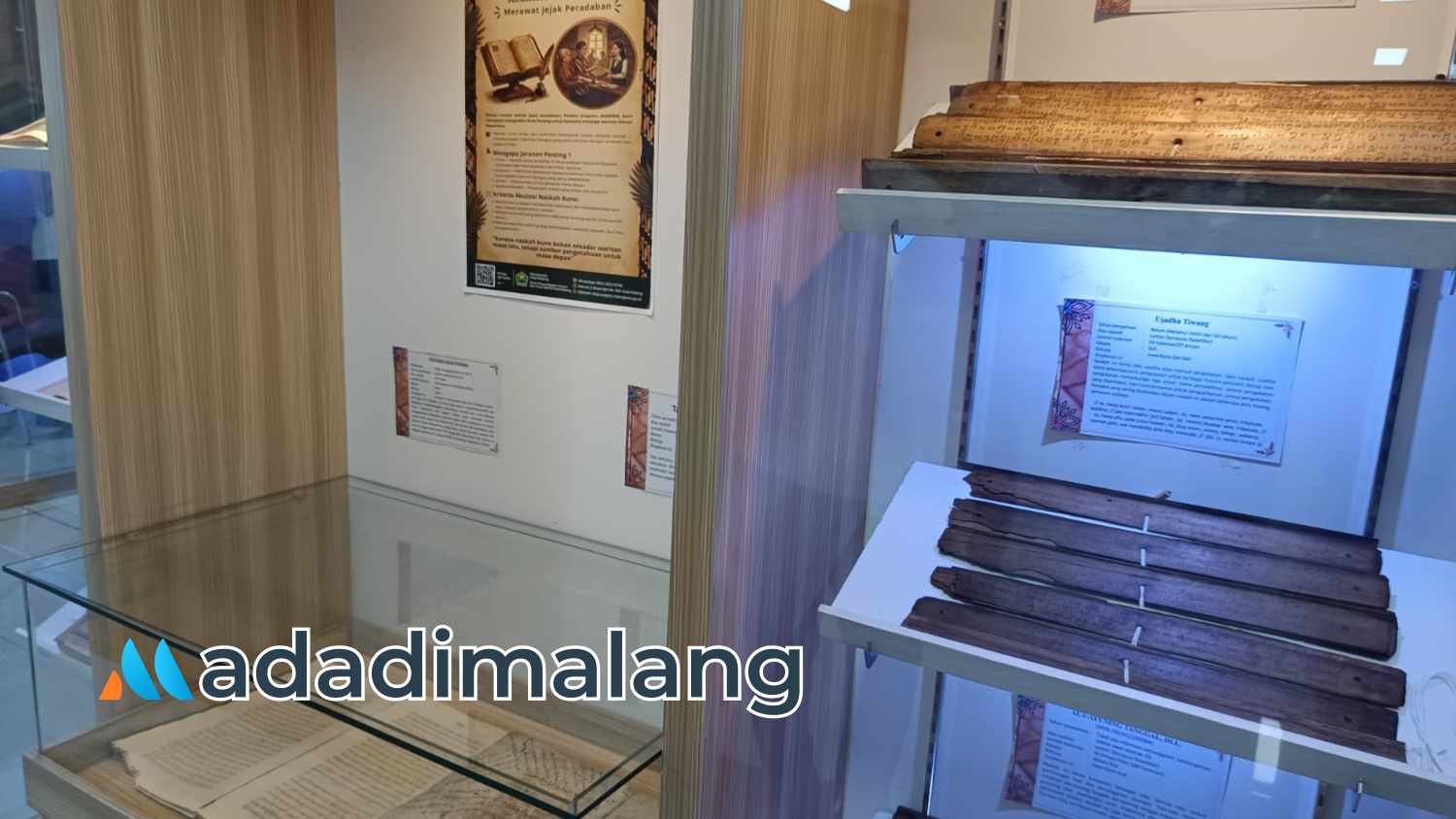 Sejumlah Buku dan Naskah Kuno koleksi Dispussipda Kota Malang