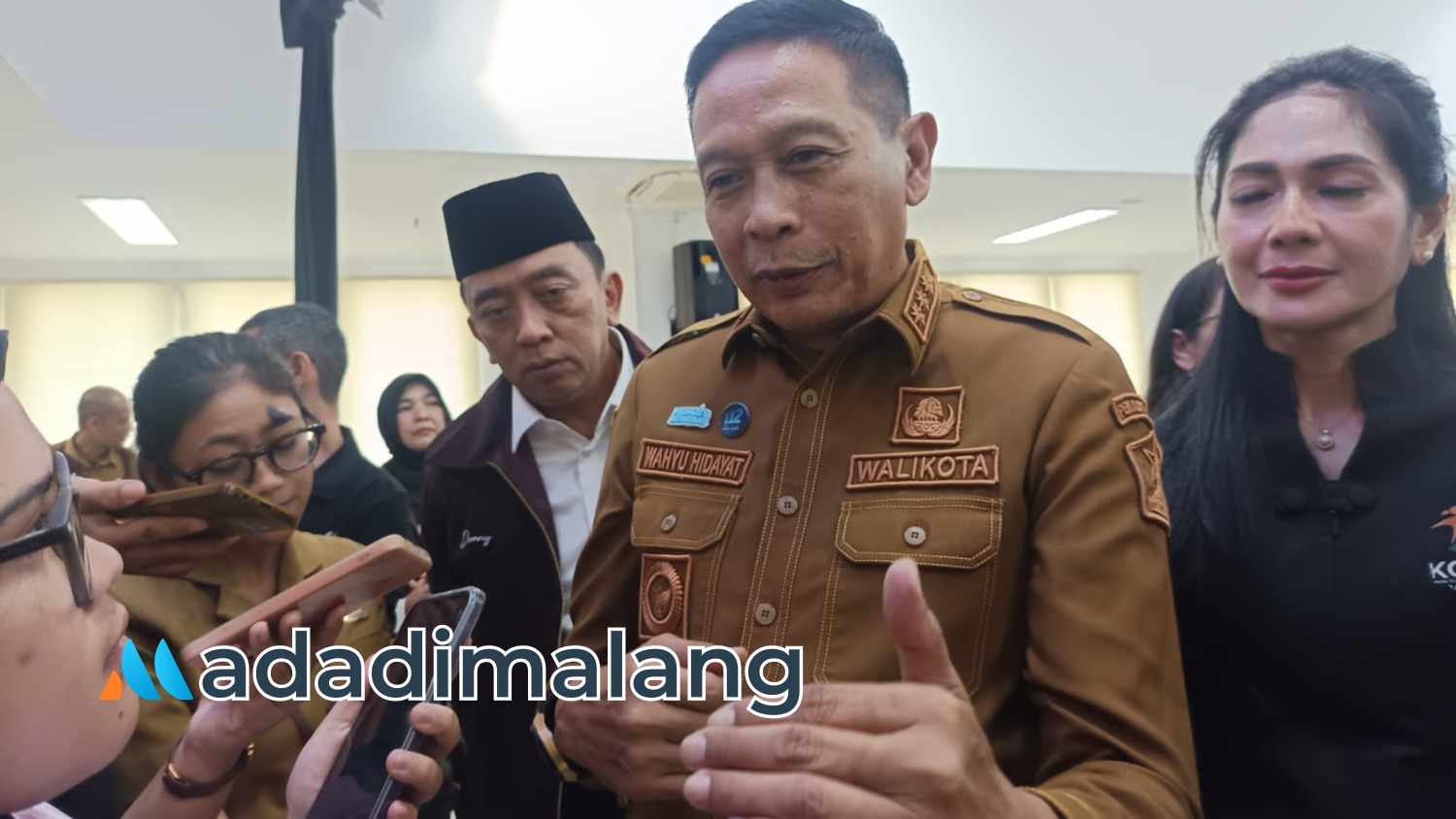 Wali Kota Malang, Dr, Ir. Wahyu Hidayat, M.M., usai menghadiri pelantikan pengurua KORMI Kota Malang (Foto : Fitri AdaDiMalang)